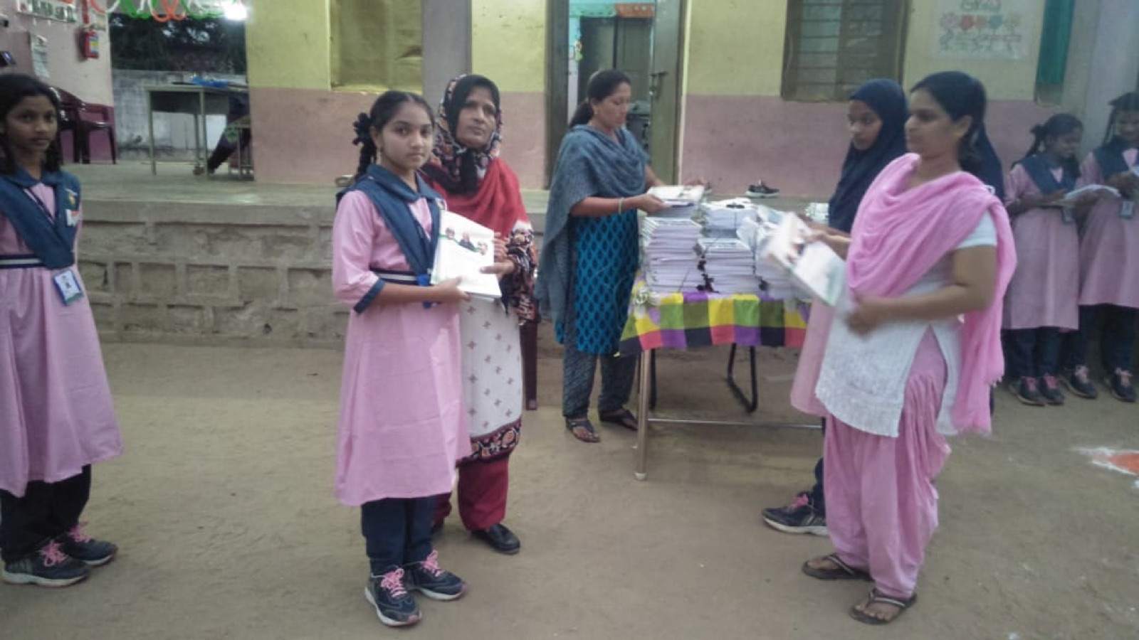 Note Books Distribution · 2
